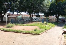 Moradores denunciam abandono de praças no Jardim Nova República