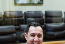 Reitor da Unifae é recondu-zido ao Conselho de Educação